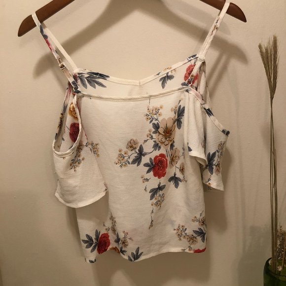 Floral Crop Top - Picture 3 of 3